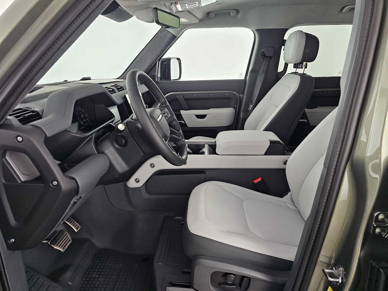 New 2025 Land Rover Defender 110 X AWD/4WD image 20