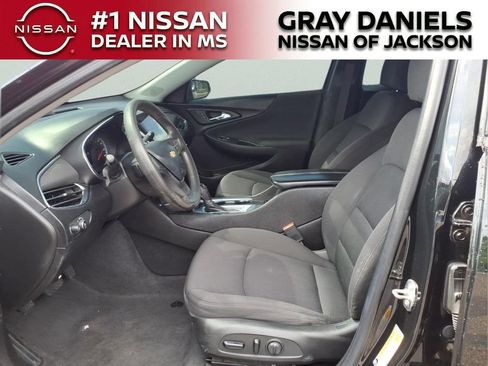 Used 2019 Chevrolet Malibu LT FWD image 22