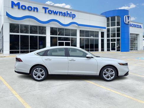 New 2026 Honda Accord LX image 7