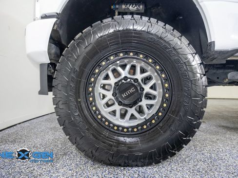 Used 2022 Ford F350 Lariat w/ Lariat Ultimate Package AWD/4WD image 50