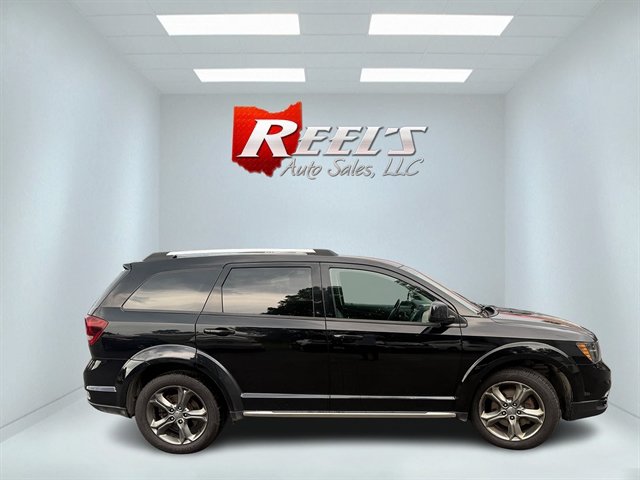 Used 2017 Dodge Journey Crossroad w/ Popular Equipment Group AWD/4WD image 32