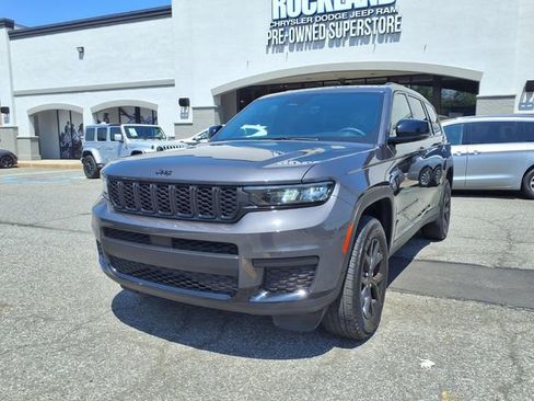 Certified 2025 Jeep Grand Cherokee L Laredo AWD/4WD image 4