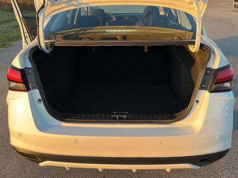 Used 2024 Nissan Versa SV w/ Trunk Package image 23