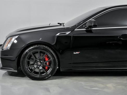 Used 2013 Cadillac CTS V image 7