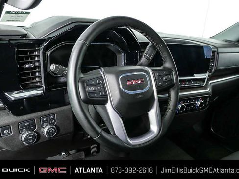 Certified 2025 GMC Sierra 1500 SLT AWD/4WD image 4