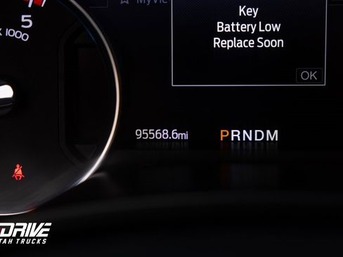 Used 2022 Ford F350 Platinum image 30