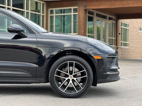 Used 2023 Porsche Macan Turbo AWD/4WD image 43