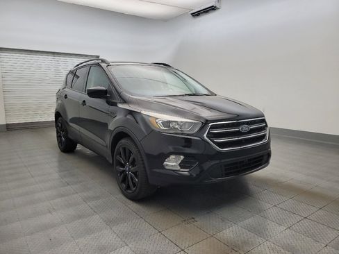 Used 2017 Ford Escape SE w/ Equipment Group 201A FWD image 13