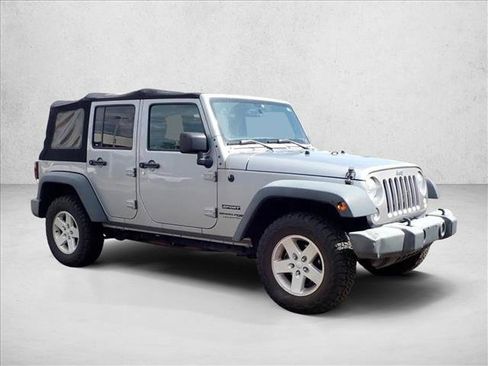 Used 2018 Jeep Wrangler Unlimited Sport S AWD/4WD image 15