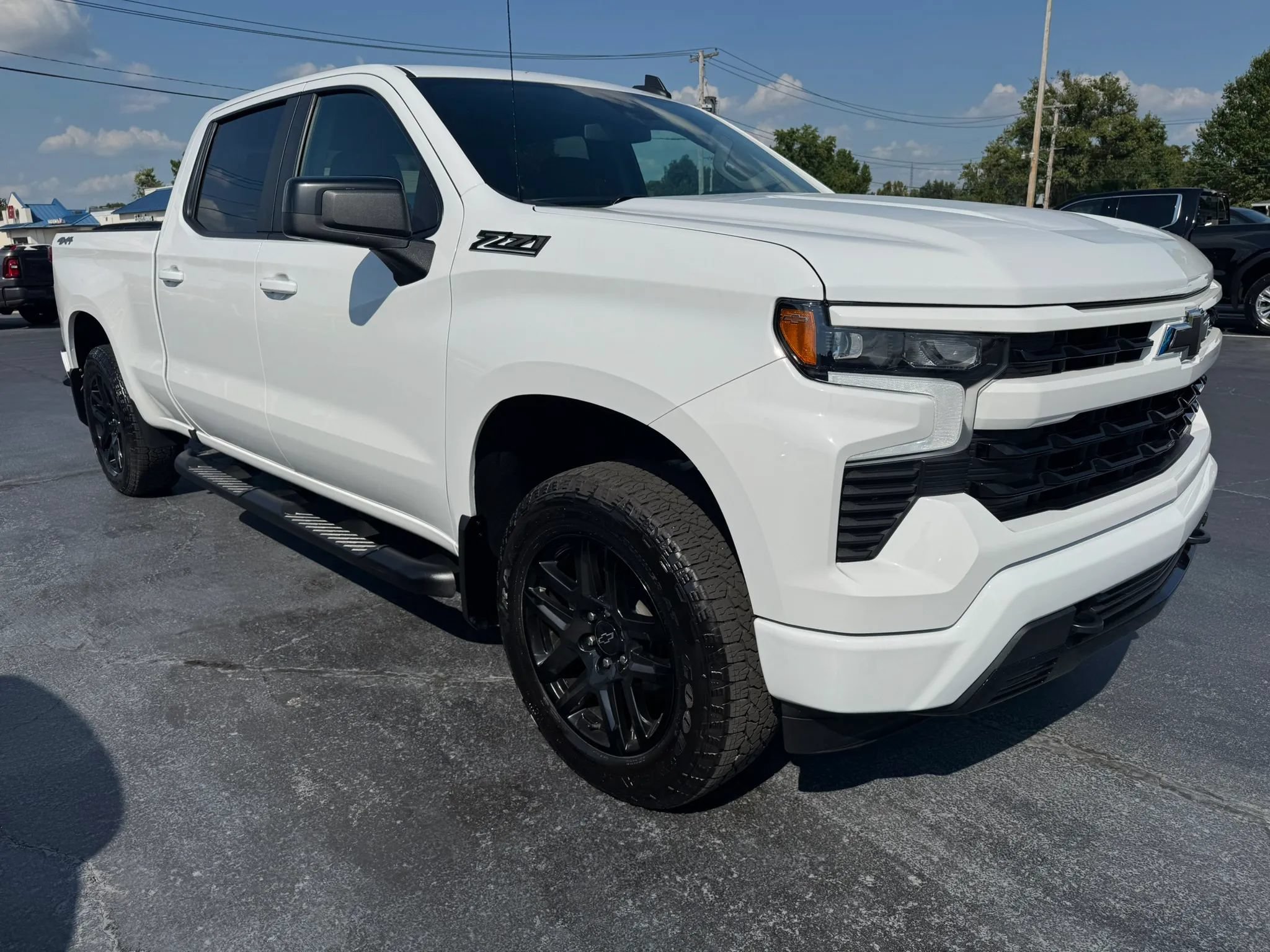 Used 2024 Chevrolet Silverado 1500 RST w/ Dark Appearance Package AWD/4WD image 13