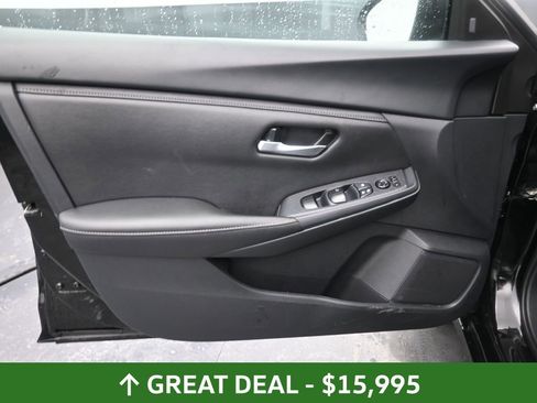 Used 2024 Nissan Sentra SV image 19