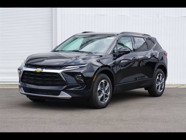 New 2026 Chevrolet Blazer LT w/ Convenience Package FWD image 1