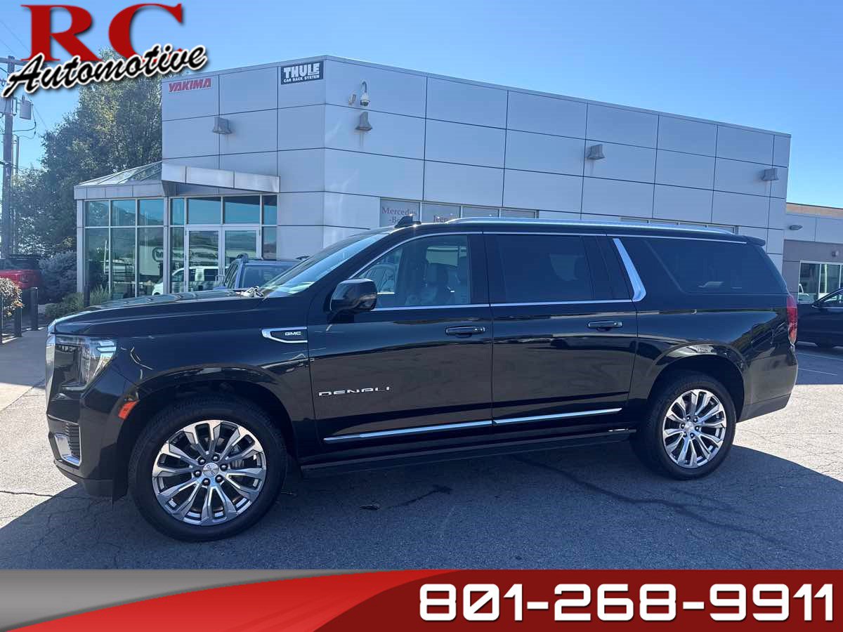 Used 2022 GMC Yukon XL Denali AWD/4WD image 1