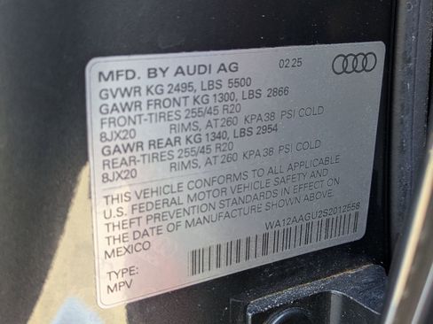 Used 2025 Audi Q5 Premium Plus w/ Premium Plus image 17