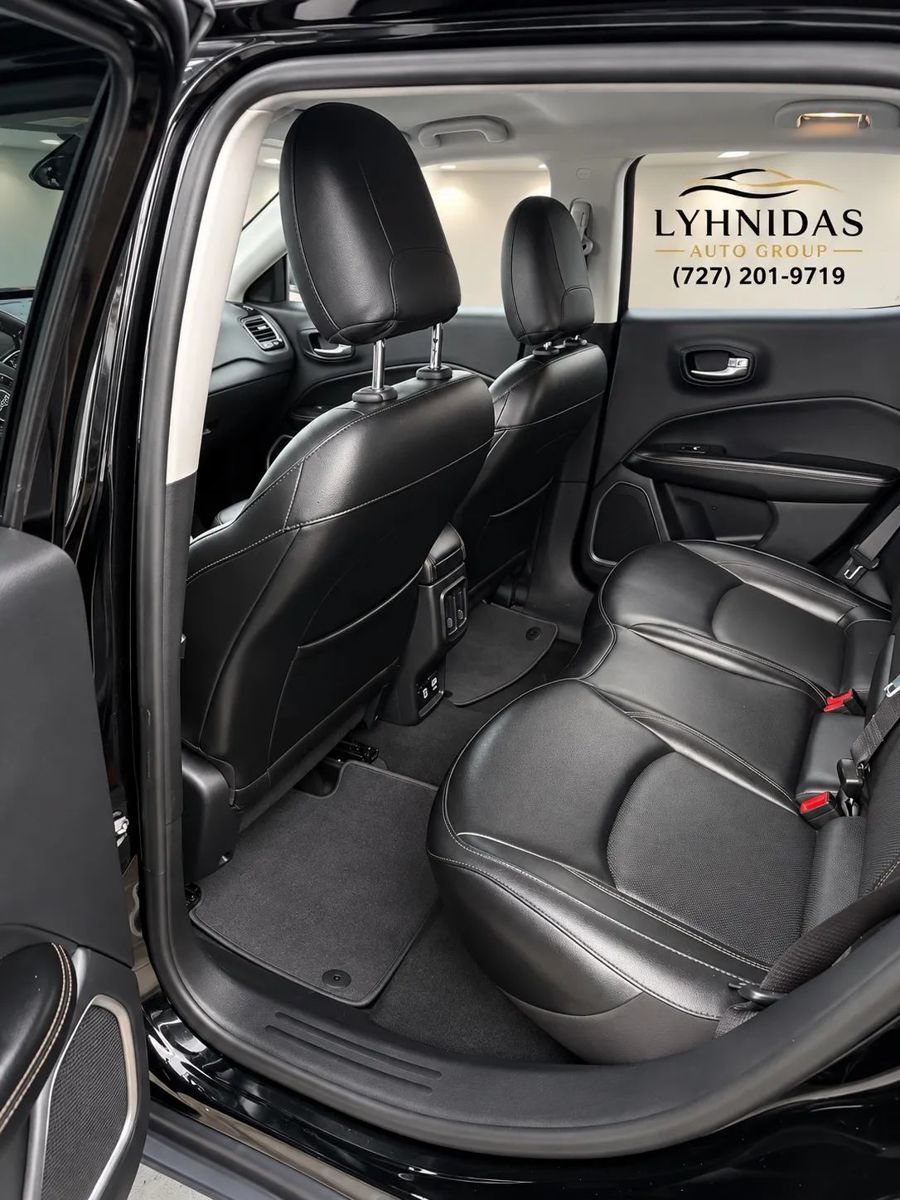 Used 2020 Jeep Compass Limited FWD image 9