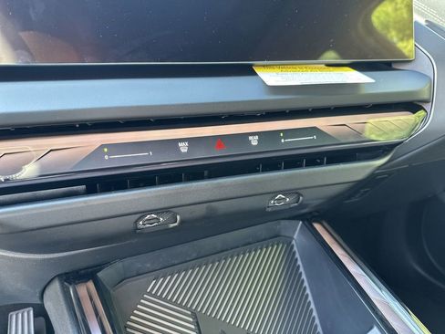 New 2026 BMW X3 xDrive30 w/ Premium Package image 18