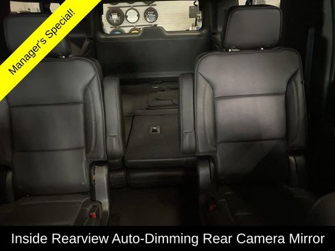 Used 2024 GMC Yukon XL Denali image 13