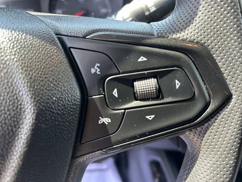 Used 2023 Chevrolet TrailBlazer LT w/ Convenience Package AWD/4WD image 19
