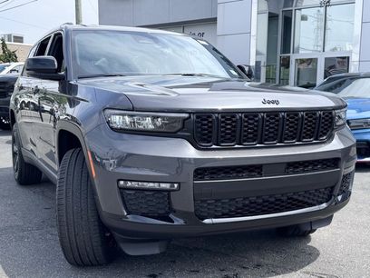 New 2025 Jeep Grand Cherokee L Limited w/ Black Appearance Package