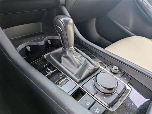 Used 2022 MAZDA MAZDA3 s image 11