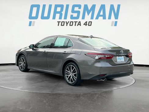 Used 2023 Toyota Camry XLE FWD image 5