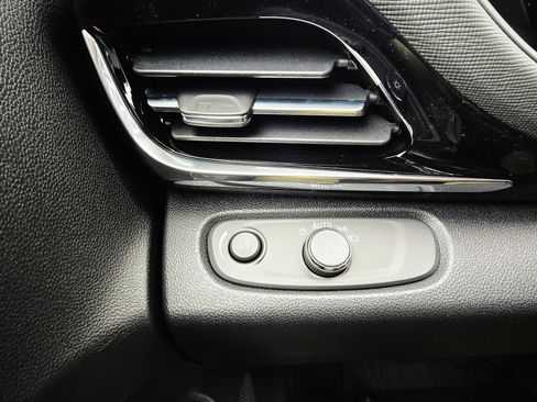 New 2026 Buick Envista Avenir image 27