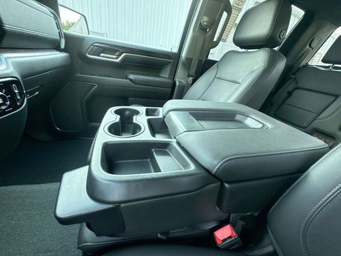 Used 2022 GMC Sierra 1500 SLT AWD/4WD image 24