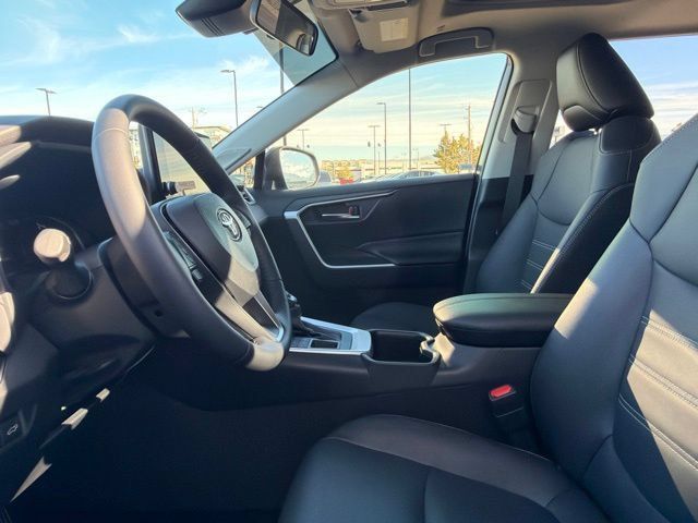 Used 2025 Toyota RAV4 XLE Premium w/ Weather Package AWD/4WD image 23