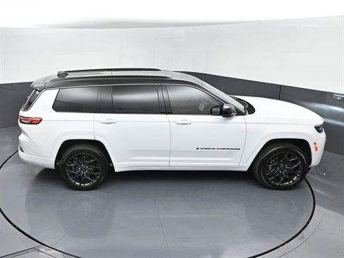 Used 2026 Jeep Grand Cherokee L Summit w/ Obsidian Package AWD/4WD image 46