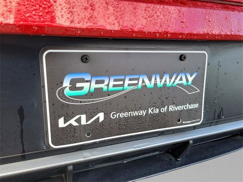 Used 2025 Hyundai Elantra Limited image 40