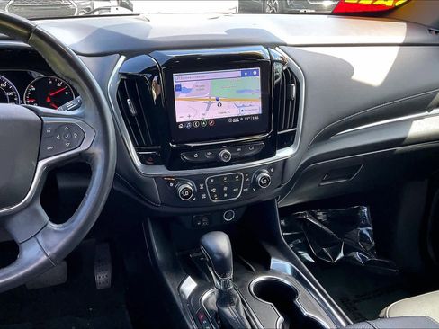 Certified 2022 Chevrolet Traverse Premier image 6