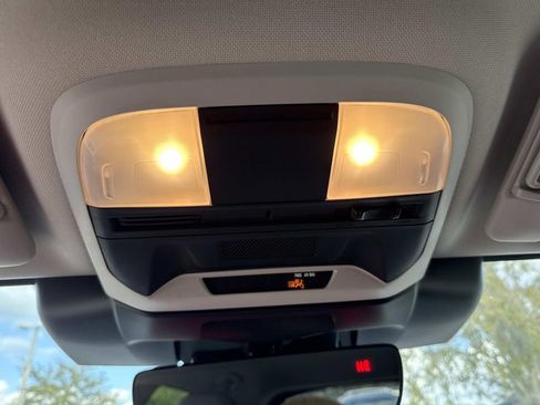 Used 2024 Subaru Crosstrek 2.0i w/ Crosstrek Mirror Package image 43