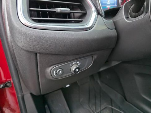 Used 2023 Chevrolet Equinox LT image 15