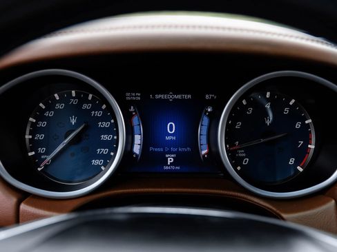 Used 2015 Maserati Ghibli S Q4 AWD/4WD image 23