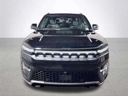 New 2026 Jeep Grand Wagoneer Limited AWD/4WD image 3