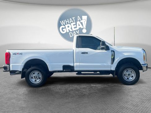 Used 2026 Ford F350 XL w/ XL Chrome Package AWD/4WD image 2
