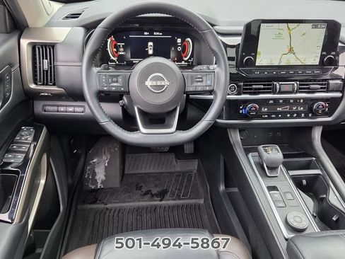 Used 2023 Nissan Pathfinder Platinum w/ Cargo Package AWD/4WD image 11