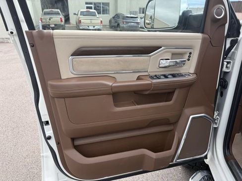 Used 2022 RAM 2500 Laramie image 13