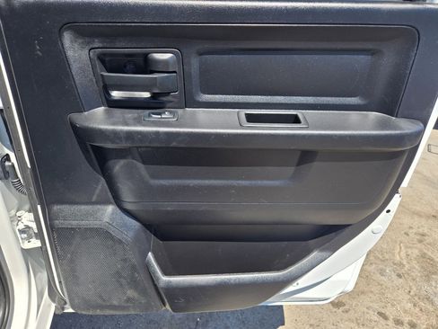 Used 2018 RAM 1500 Express image 17