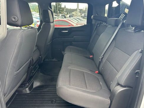 Used 2019 Chevrolet Silverado 1500 LT image 17