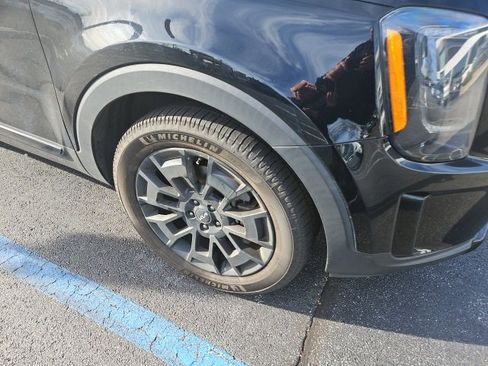 Certified 2022 Kia Telluride EX w/ EX Premium Package image 4