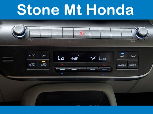 Used 2025 Hyundai Kona SEL image 26