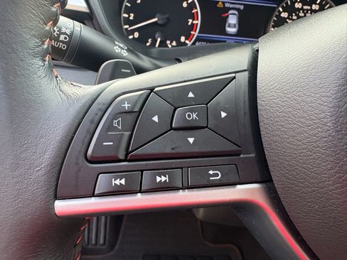 Used 2022 Nissan Altima 2.5 SR FWD image 14