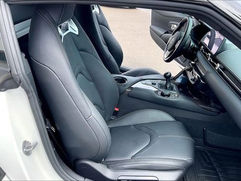 Used 2023 Toyota Supra Premium image 7