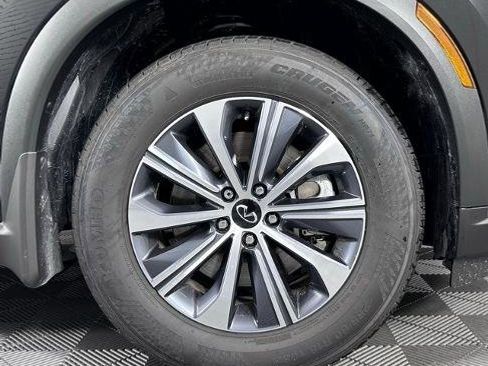 Certified 2025 INFINITI QX60 Pure image 9
