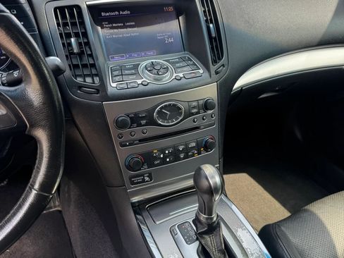 Used 2013 INFINITI G37 x Sedan w/ Premium Pkg AWD/4WD image 22