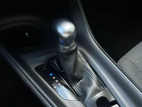 Used 2021 Toyota C-HR LE FWD image 37
