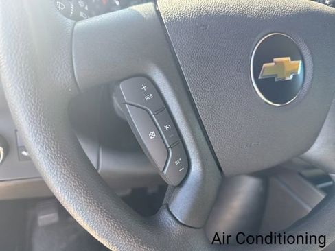 New 2025 Chevrolet Express 2500 w/ Driver Convenience Package image 19