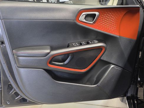 Used 2023 Kia Soul GT-Line w/ GT-Line Technology Package image 21