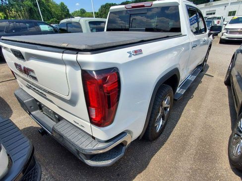 Used 2023 GMC Sierra 1500 SLT w/ SLT Premium Package AWD/4WD image 9